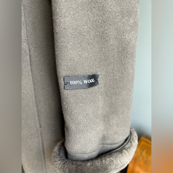 Charles Klein 100% Wool and Faux Fur Hooded Full Length Coat Women’s Size 16 - Picture 3 of 9